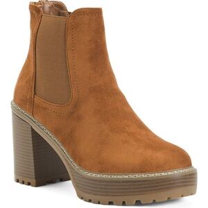 NWOB OLIVIA MILLER SUEDE CHELSEA BOOTS SZ 10